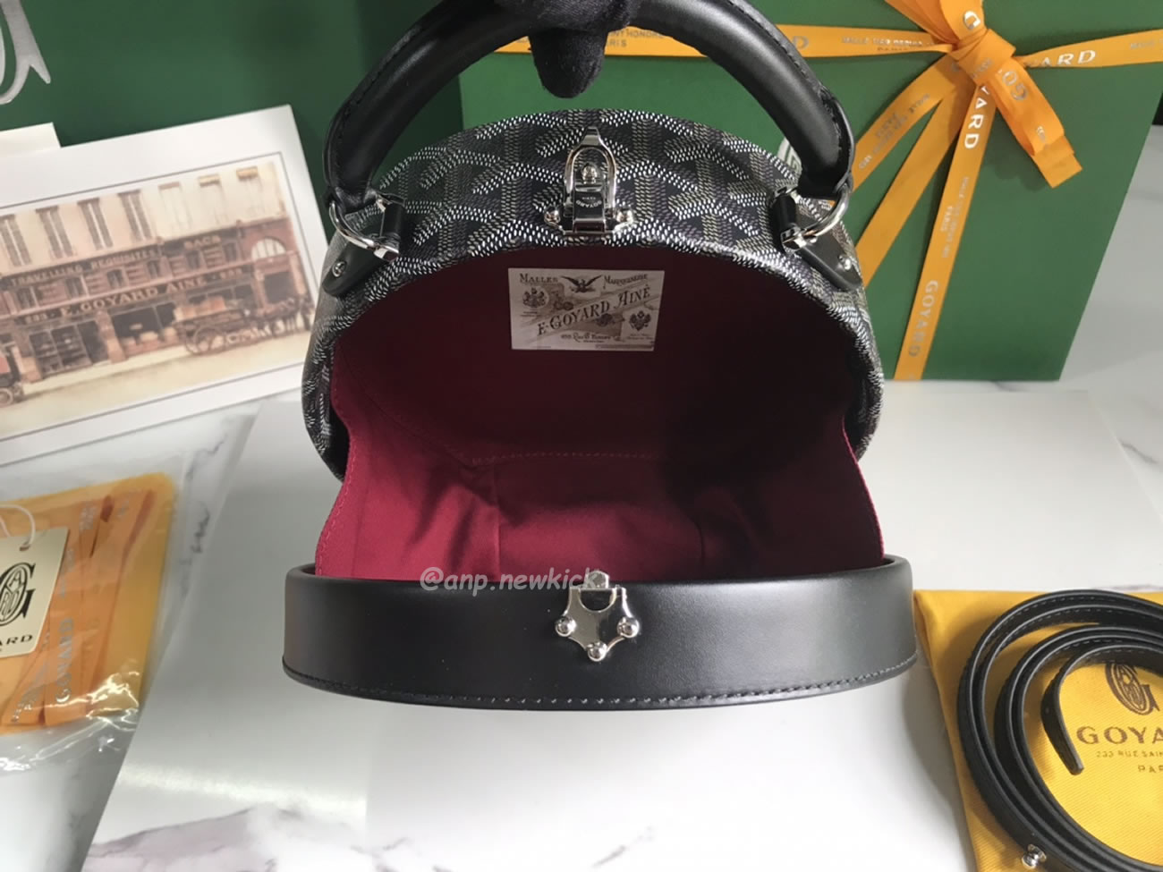 Goyard Alto Hat Box Bag 16.5 Cm X 7 Cm X 18 Cm (13) - newkick.vip